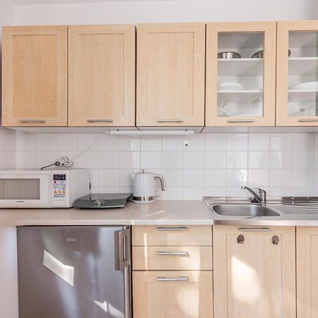 Apartament Z Balkonem Lazur 250M Od Morza Kolobrzeg Exterior photo