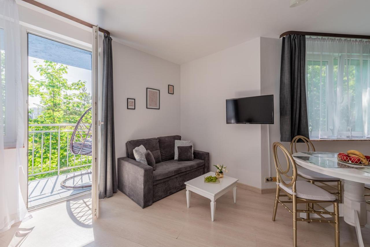 Apartament Z Balkonem Lazur 250M Od Morza Kolobrzeg Exterior photo